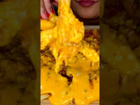 Cheesy Chili Fries #asmr #foodie #fries #shorts