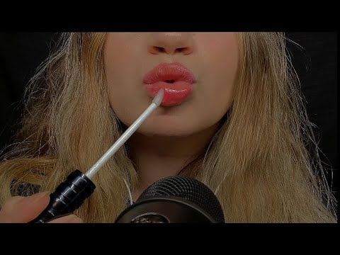 ASMR SONS DE BOCA MOLHADOS COM GLOSS NO BLUE YETI