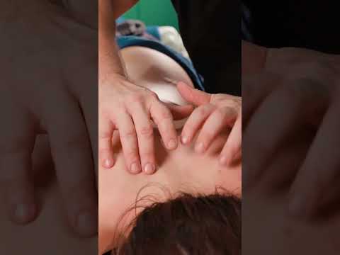 Epic asmr relaxing back massage for girl Lisa #asmr #shorts #back