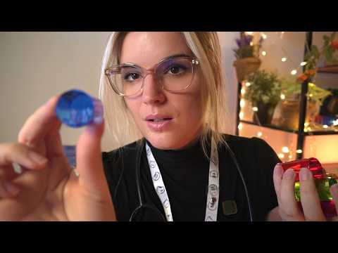 ASMR | L’infirmière timide te fait passer un examen des nerfs crâniens 😴