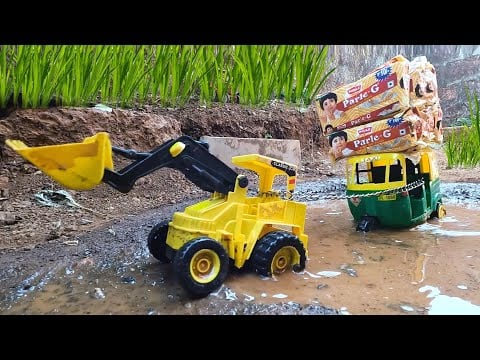 Auto Rikshaw Fully Loading Parle G Stuck in Mud help jcb | tractor video | jcb video