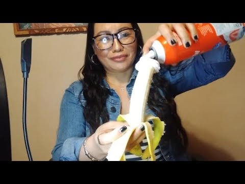 BANANA EATING SHOW WITHOUT CHEWING