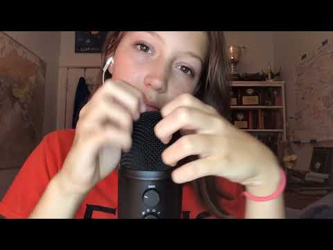 ASMR loud mic scratching || with and without cover :)