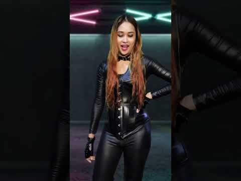 Blackwidow become sassy while interrogating