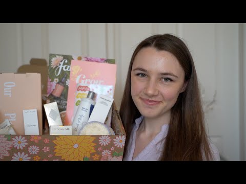 ASMR FABFITFUN UNBOXING ♡