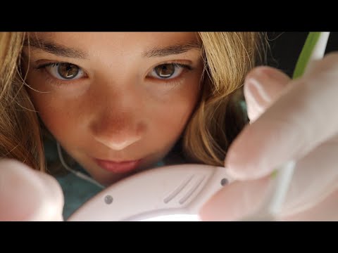 ASMR DENTIST TEETH SCRAPING & EXAM CLEANING! Roleplay, Gloves, Light