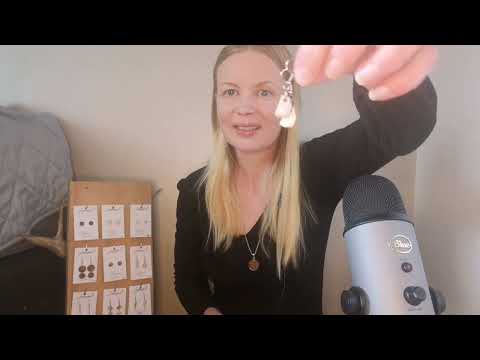 Asmr Suomi - Koruääniä ja soft spoken höpöttelyä