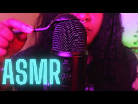 ASMR Tapping Sounds with Plastic Spoon on Mic | Relaxing and Tingly Triggers (no talking)
