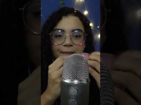 ASMR- Maquiando você