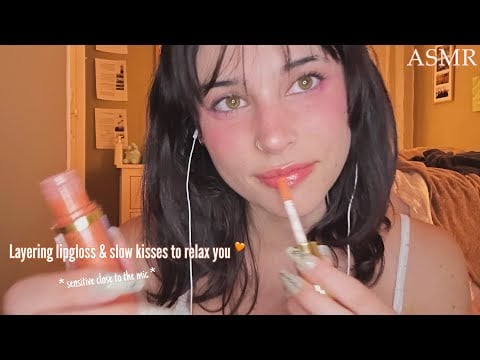 ASMR applying lot of lipgloss & giving u lots of kisses ♡ Mouth sounds, finger flutters, hair soun..