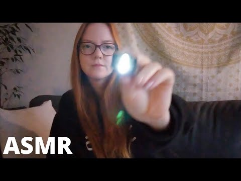 ASMR SUOMI Visuaalisia triggereitä ja laulua (Falling, I'll never love again, Black converse...)