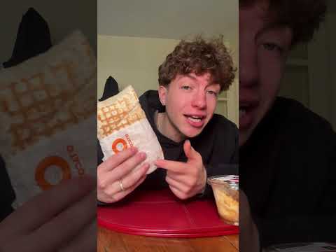 TASTING FRENCH TACO 🇫🇷😅