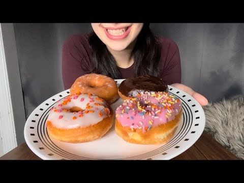 DUNKIN DONUTS ASMR EATING *SOFT EATING SOUNDS*