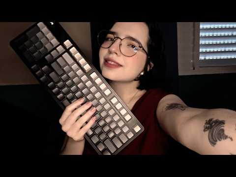 ASMR - 4 tipos de teclados para te fazer relaxar (asmr caseirinho + sons de teclado)