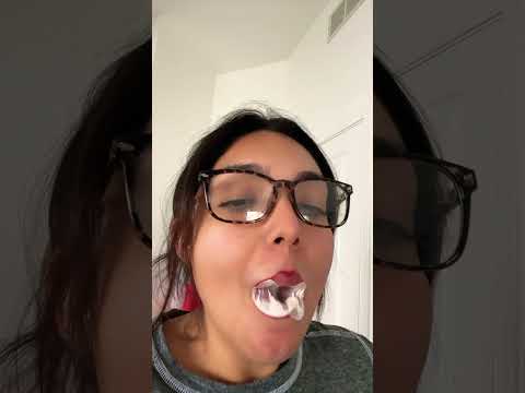 BUBBLE GUM POP ASMR | blowing bubble popping mouth sounds #bubblegumblowing