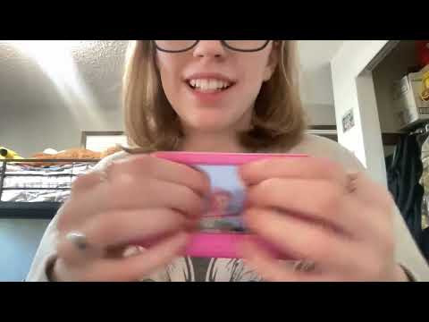 ASMR scratching, tapping and yapping