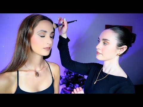 Mi faccio truccare in modo professionale | ASMR ITA | Real Person Make Up 💄