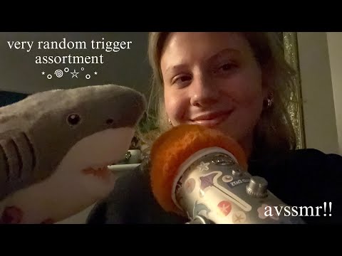 ASMR|| trigger assortment! very random & unserious 🦀🐠🐟