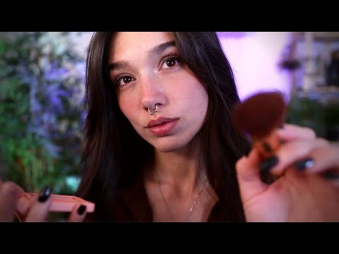 ASMR te maquillo | ROLEPLAY en español