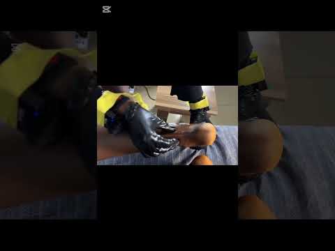 ASMR BODY MASSAGE VERY FAST AND AGGRESSIVE FEET SCRUB #relax #relaxingmassage #asmr asmrbygracejohn