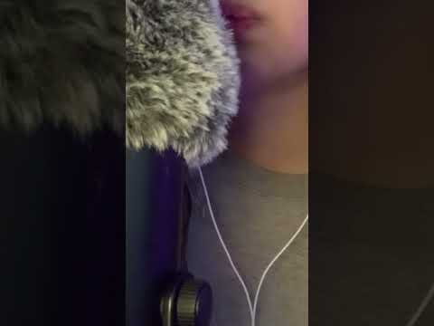 ASMR | Chewing Hubba Bubba gum!