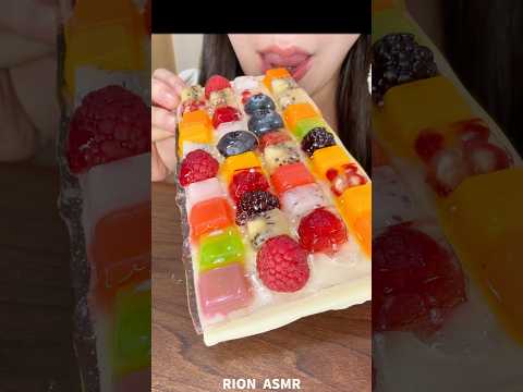 フルーツキーボード食べてみたよ🍓#asmr #eatingsounds #咀嚼音 #食べる音 #再現レシピ