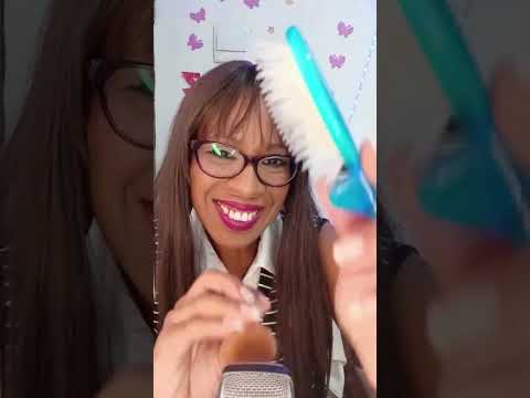 POV: AMIGA ESCOVANDO E PRANCHANDO SEU CABELO #asmr