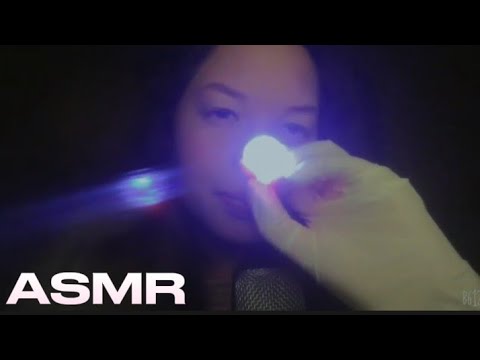 ASMR: ANALISANDO SEUS OLHINHOS ATÉ QUE DURMA 💤