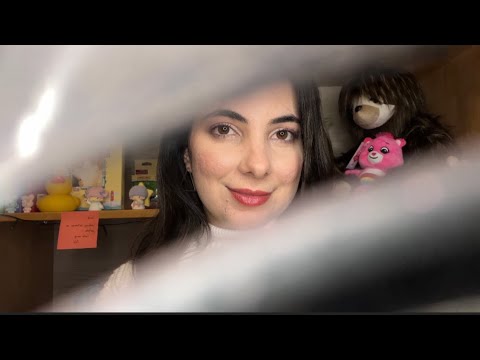 ASMR Muito próximo, para ir fechando os olhos (muito câmera touching caseirinho) - Sweet Carol