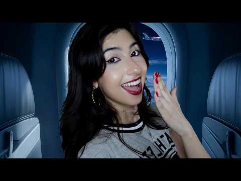 ASMR Você é um famoso no avião e eu SOU SUA FÃ! 🤩