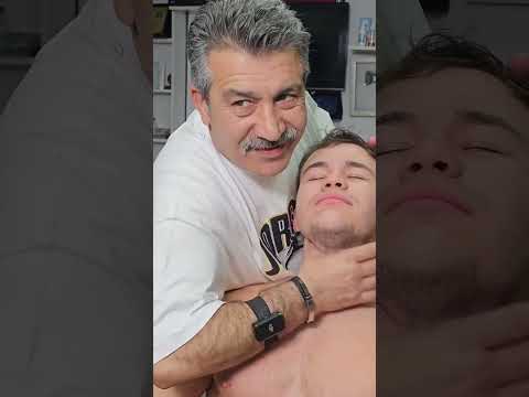 #asmr #massage #sleeprelief #barber #bendekal #relaxing #shorts