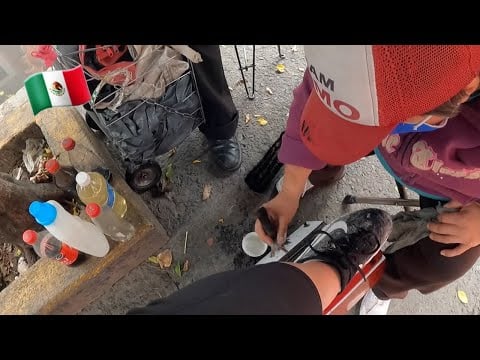 LIMPIEZA CALLEJERA DE ZAPATOS DEPORTIVOS *Solo 1 dólar* 🇲🇽 | GLADYS SEARA VLOGS México 18/20