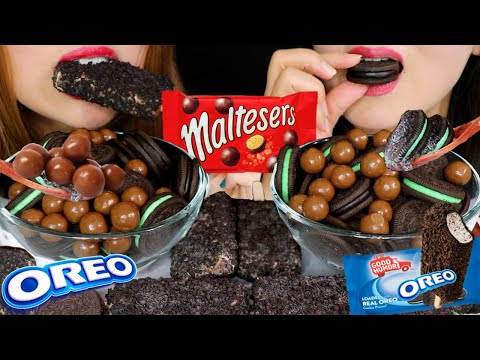 ASMR MALTESERS, DARK CHOCOLATE OREOS + MINT OREO COOKIE CEREAL, OREO ICE CREAM BAR 먹방 | Kim&Liz ASMR