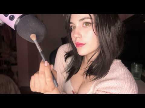 ASMR for sleep: mic brushing w/ soft, fluffy & scratchy brushes