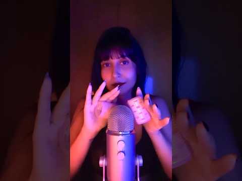 Rolinho de cabelo no microfone | Hair curler on the mic