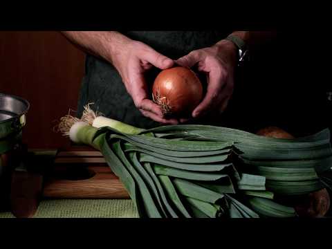 ASMR Potato Leek Soup