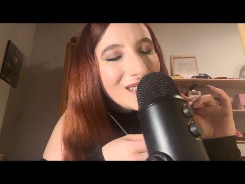 ASMR * COUNTDOWN + MOUTH SOUNDS E VISUAL TRIGGER 😴😴 OnlyRED ASMR