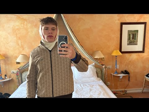 Asmr Roomtour in cozy Ski Resort