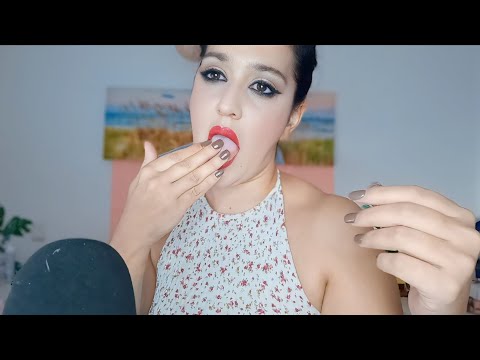 ASMR SPIT PAINTING. limpiando tu carita con babita.