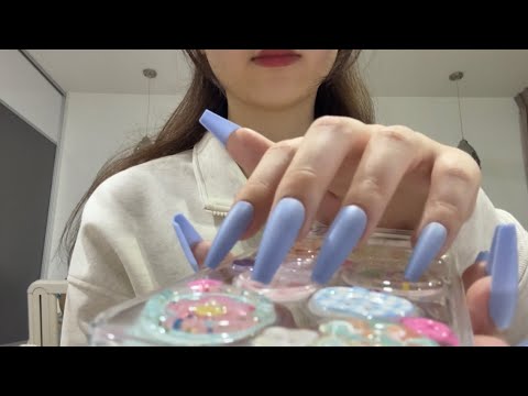 [ASMR] Tapping and Scratching with long nails 💅🏻 no talking