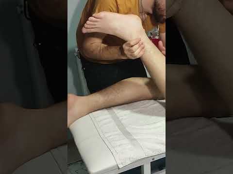 TURKISH BACK LEG MASSAGE RELAXING THERAPY #shorts #asmr #massage #relaxing #satisfying #turkish