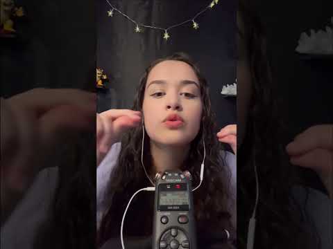 ASMR tirando suas energias negativas