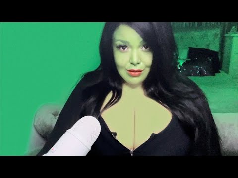 SHE HULK ASMR COSPLAY 💚