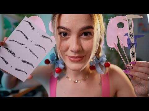 ASMR Fazendo sua Sobrancelha e Cílios em um Dia Chuvoso 🌧️🌙 Voz Suave