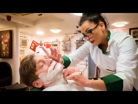 💈Hot Towel Shave & Head Massage At Lovingly Restored Historic Waldorf Barbershop | Dublin Ireland