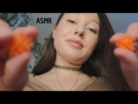 ASMR - Tu es couché 😴 et je fais des sons dans tes oreilles 👂🏻