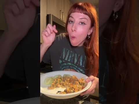 #crunchy #eatingasmr #babybangs #redhead #mukbang