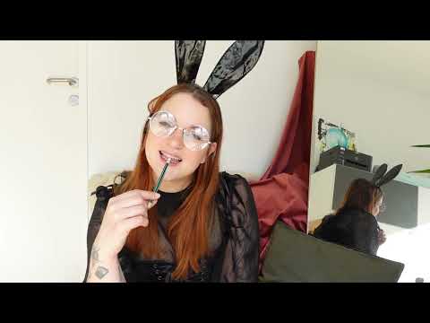 ASMR Pen nibbling & Mouth sounds