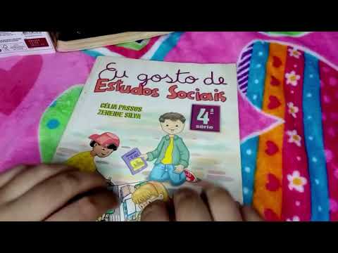 ASMR TRACING E TAPPING - Traçando palavras de embalagens e capas de livros com as unhas