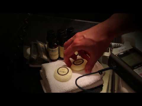 ASMR dans la salle de bain d'un hôtel